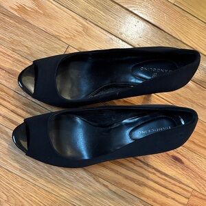 Bandolino Black Peep Toe Heels